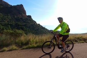 Visita guiada en bicicleta eléctrica de montaña por el macizo de Estérel.