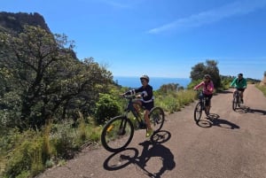 Visita guiada en bicicleta eléctrica de montaña por el macizo de Estérel.