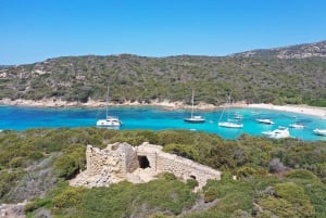 Você pode usar o bateau PLAGES, CRIQUES, CALANQUES sauvages