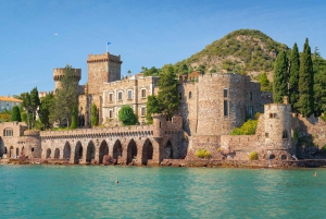 Mandelieu e a montanha Esterel de barco sem licença