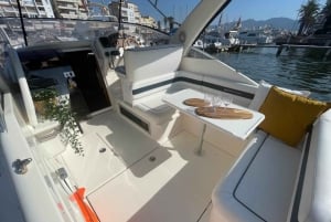 Mandelieu: Besuch und Aperitif mit dem Privatboot