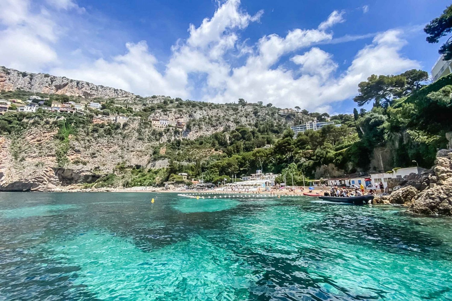 Trevligt att träffas: Båtkryssning längs kusten till Monaco