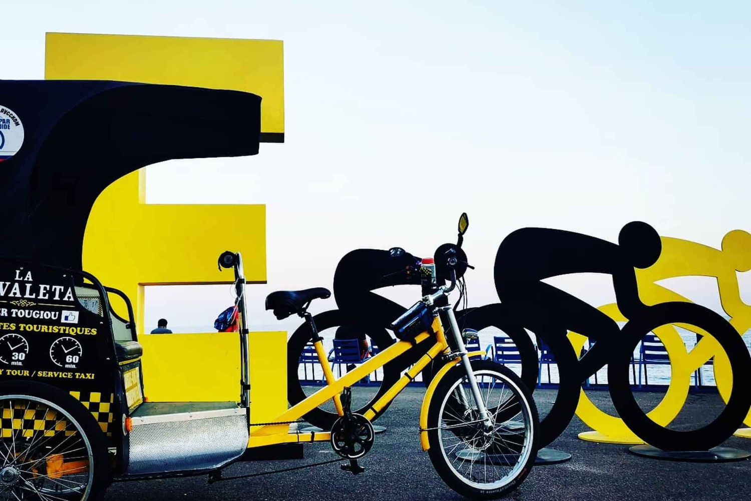 Nicea: wycieczka po mieście elektryczną rikszą z lokalnym przewodnikiem