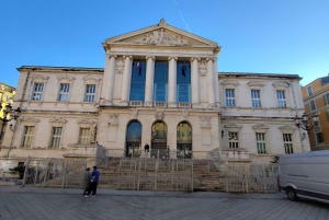Nizza: Familien-City-Tour mit dem Fahrrad Elektrotaxi (4 Komfortsitze)