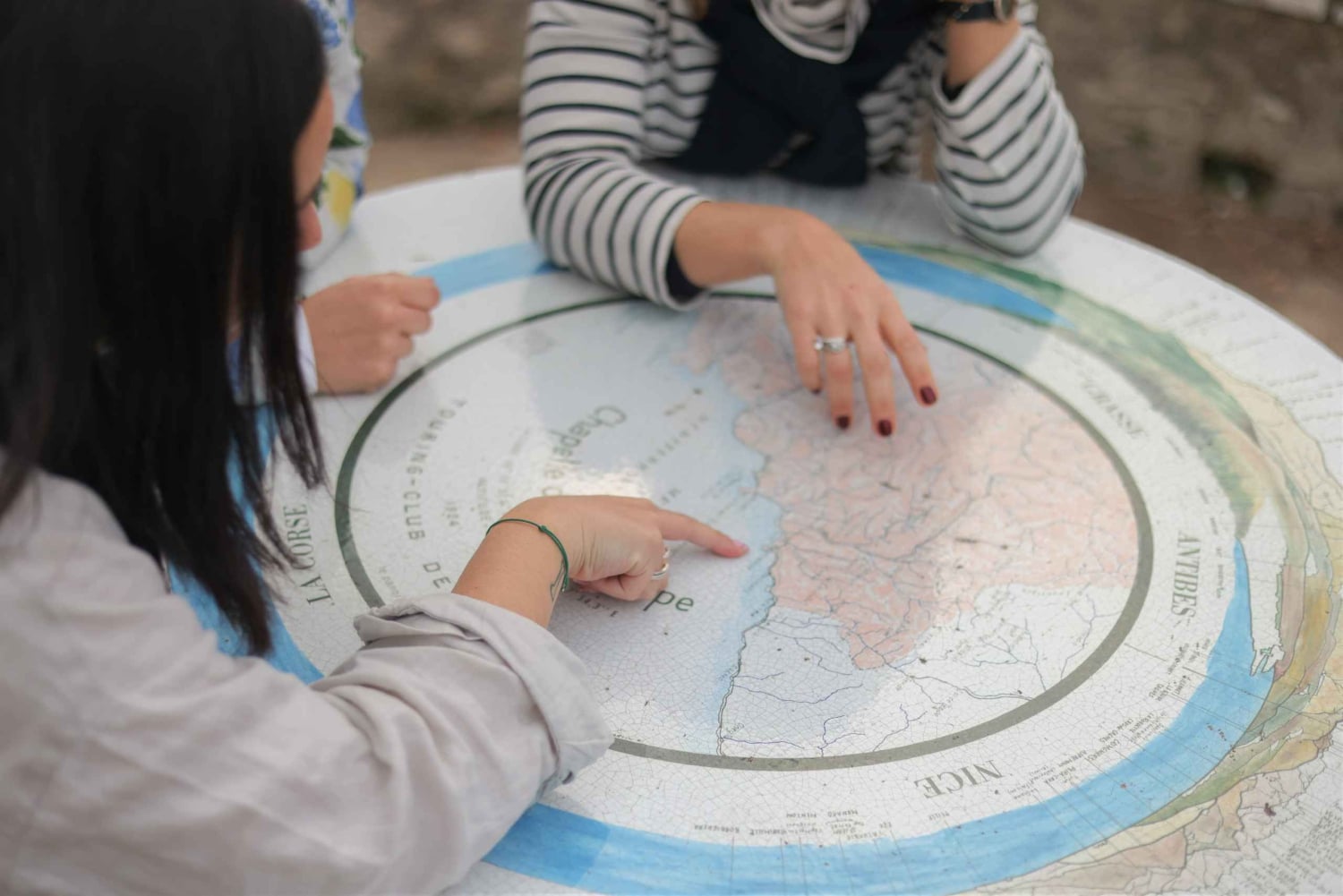 Nizza: Halbtagestour nach Antibes und Cannes