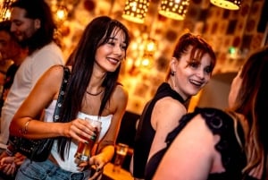 Nizza: Silvester-Pub-Crawl mit Shots und VIP-Club-Eintritt