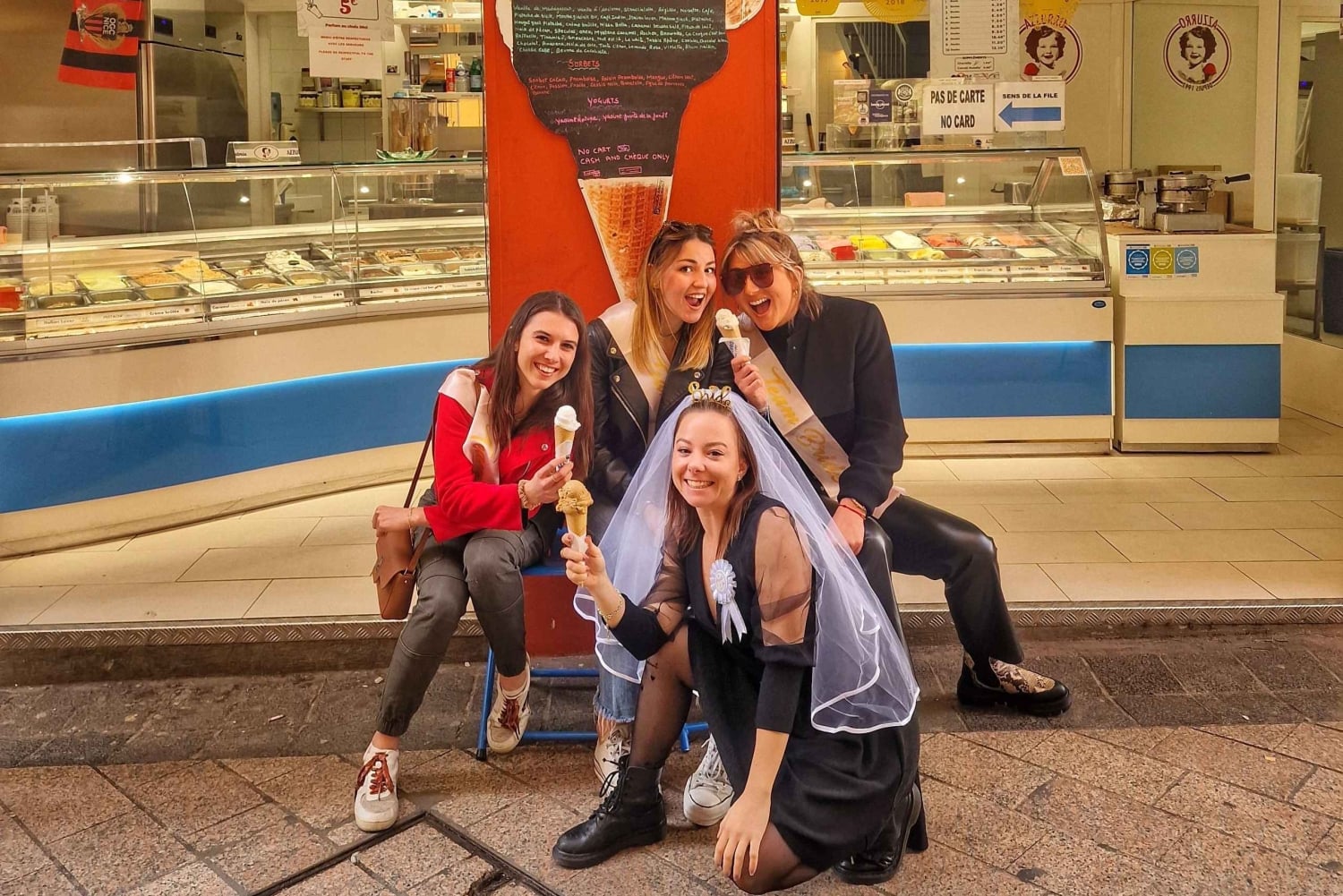 Nice: Private Treasure Hunt special bachelorette party