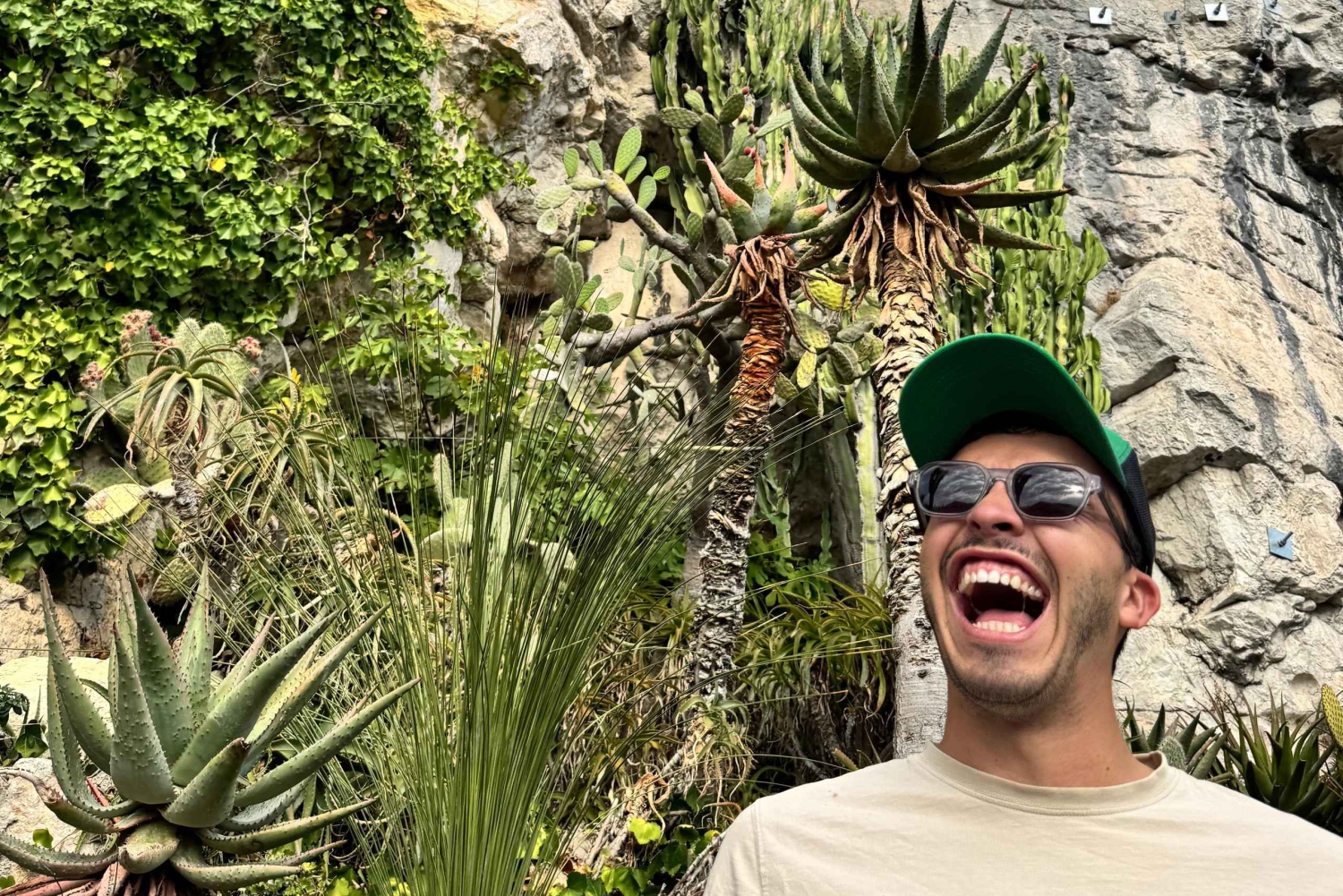 Nizza: Aja Rivieralla Defenderilla ja tutustu Ezeen