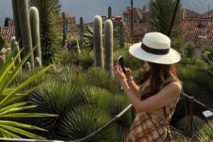 Nice: Kør på Rivieraen i en Defender og oplev Eze