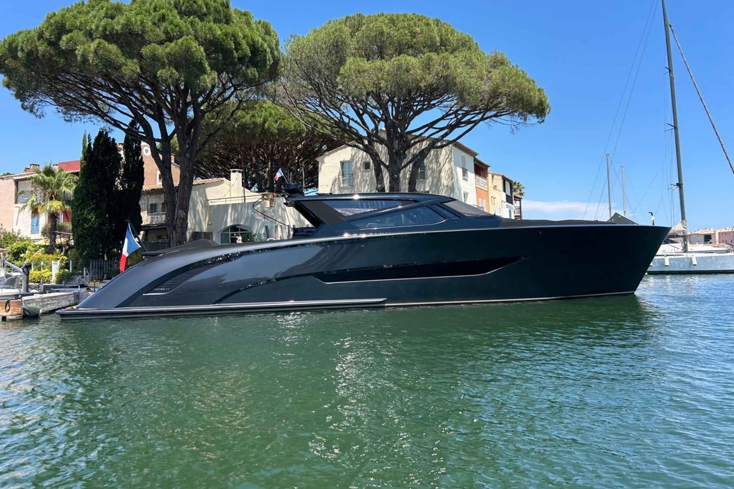 Niza: tour de libertad emocional por Saint-Tropez y Port Grimaud