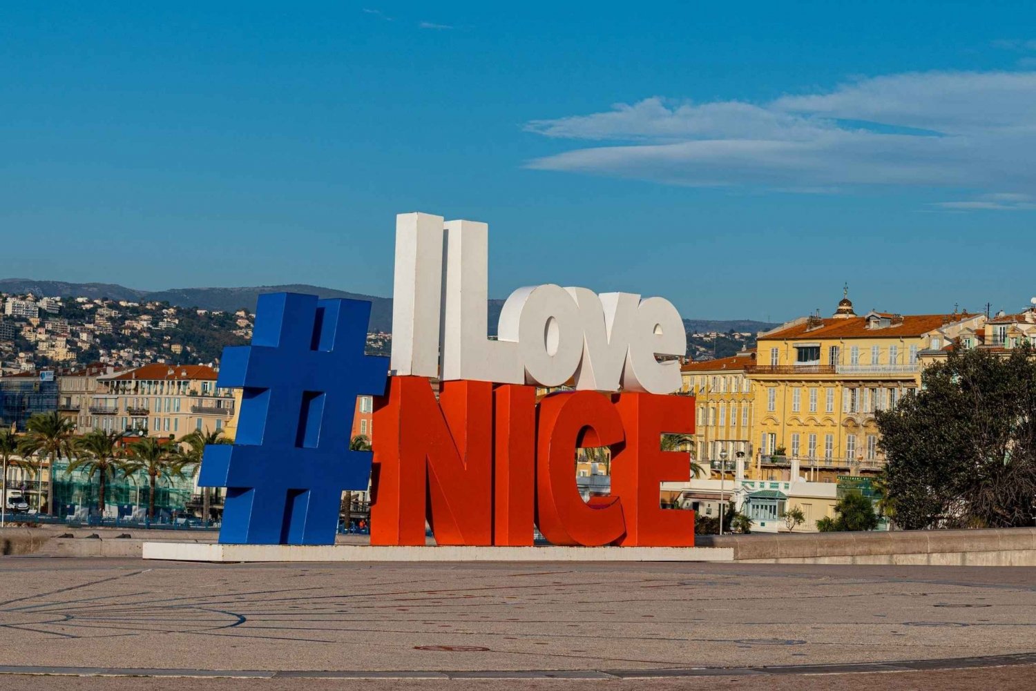 Nizza: itseopastettu äänikierros