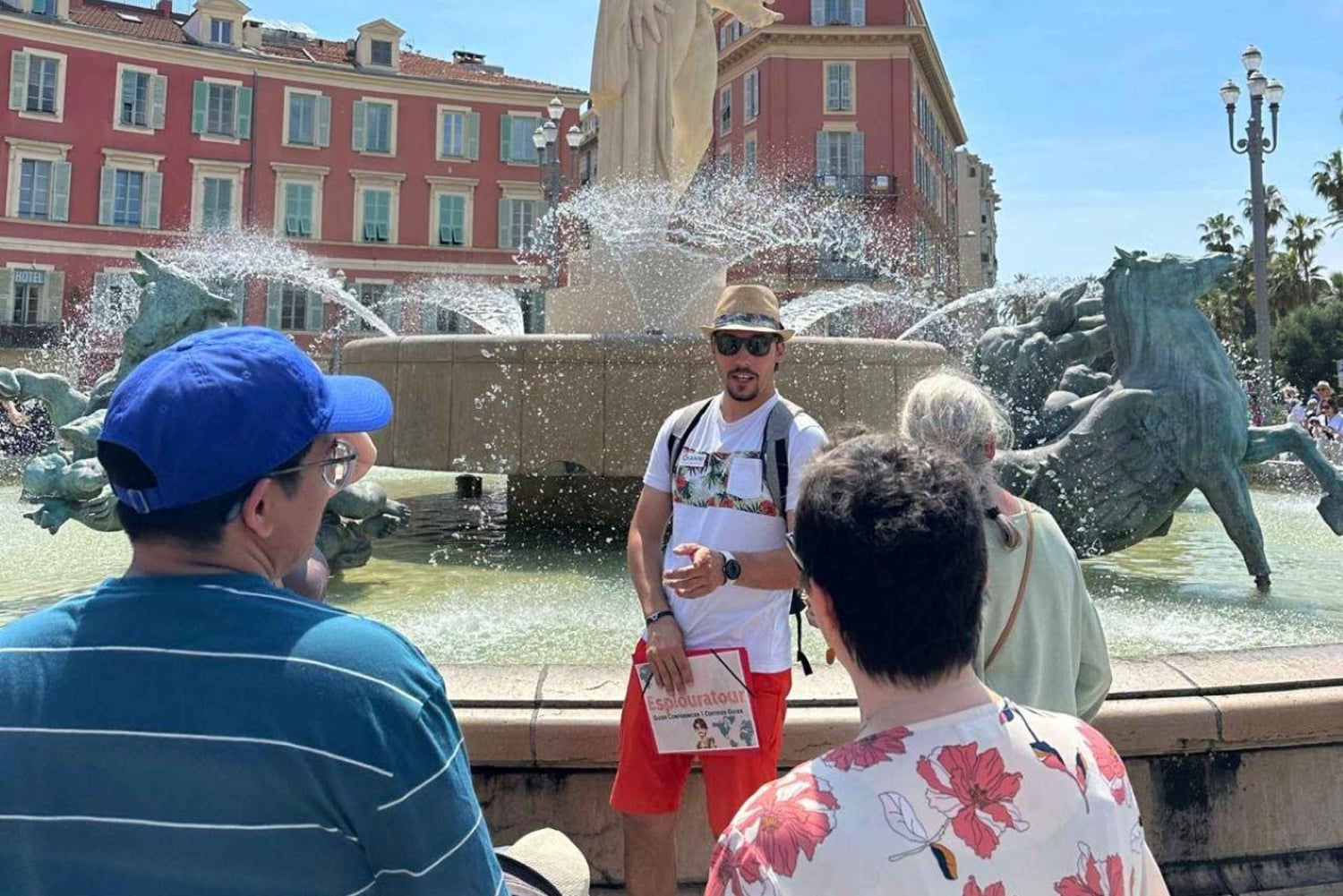 Nice: Passeio turístico a pé com guia de turismo certificado