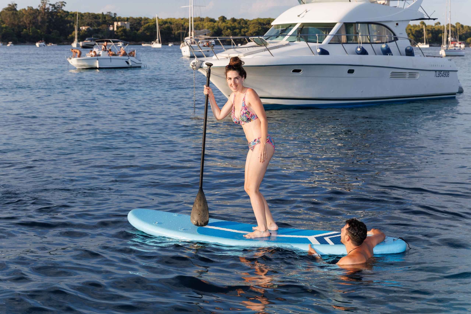 Privat utflykt för att upptäcka Cannes och Lerins öar med båt