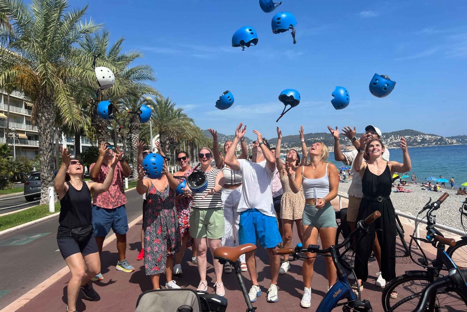 Tour guiado de E-Bike em pequenos grupos no vinhedo orgânico de Nice