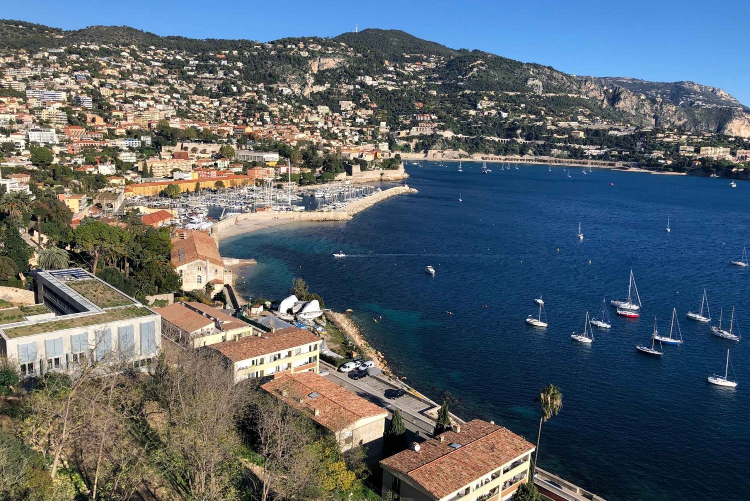 Small group guided tour from Cannes