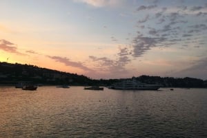 Villefranche-Sur-Mer: Sunset boat tour