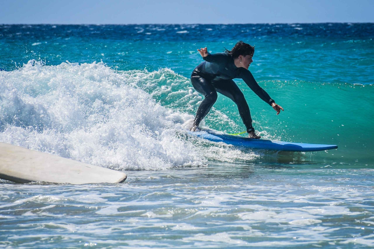 カナリア諸島：8名様までのグループ向けサーフィンレッスン（プライベート）