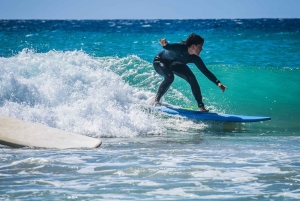 カナリア諸島：8名様までのグループ向けサーフィンレッスン（プライベート）