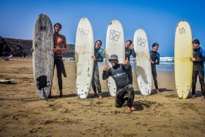 カナリア諸島：8名様までのグループ向けサーフィンレッスン（プライベート）