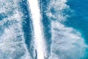 Corralejo: tour in moto d'acqua a Lobos con servizio di prelievo in hotel opzionale