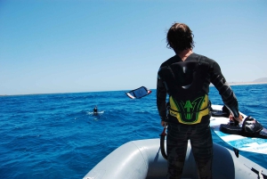 Corralejo: CURSOS DE KITESURF PARA PRINCIPIANTES. Grupos semiprivados.