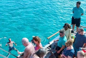 From Corralejo: Lobos Island Boat and Snorkel Activity