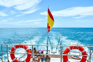 From Corralejo: Lobos Island Boat and Snorkel Activity