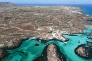 Corralejo: Roundtrip Ferry to Lobos Island with Entry Pass