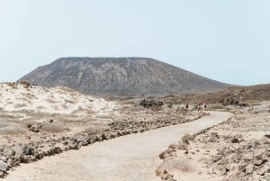 Corralejo: Roundtrip Ferry to Lobos Island with Entry Pass