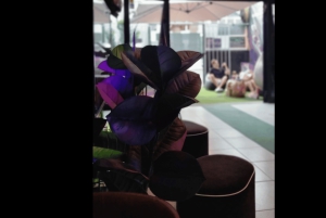 Corralejo: ticket de entrada al bar de cine y videojuegos + 2 cócteles gratis