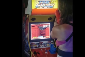 Corralejo: ticket de entrada al bar de cine y videojuegos + 2 cócteles gratis