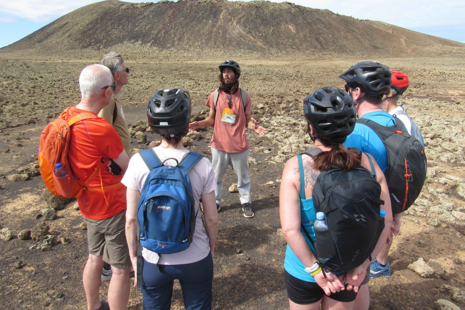 Электровелосипеды среди вулканов