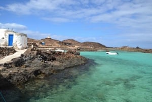 From Lanzarote: Corralejo & Lobos Island Self-Guided Visit