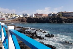 From Lanzarote: Day Trip to Fuerteventura and Corralejo