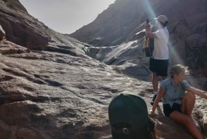 Fuerteventura: Ajuy Caves & hike to secret Las Penitas Arco