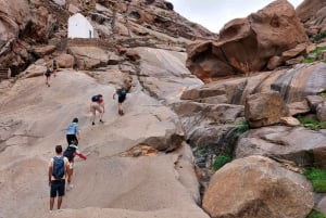 Fuerteventura: Ajuy Caves & hike to secret Las Penitas Arco