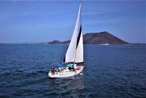 FUERTEVENTURA: PRIVAT SEJLTUR MED SEJLBOARD OMKRING ISLA DE LOBOS