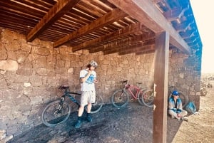Fuerteventura : visite guidée à vélo de la ville de Corralejo et des dunes de sable