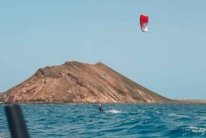 Fuerteventura: Kitesurf lessons for all levels. IKO center.