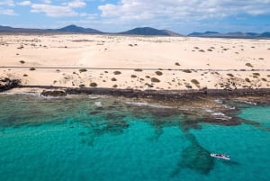 Fuerteventura: Lobos Island Round-Trip Speedboat Ticket