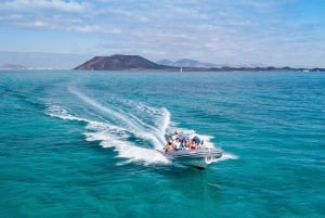 Fuerteventura: Lobos Island Round-Trip Speedboat Ticket