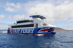 Fuerteventura: Round-Trip or 1-Way Ferry Ticket to Lanzarote