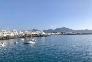 Fuerteventura: Round-Trip or 1-Way Ferry Ticket to Lanzarote