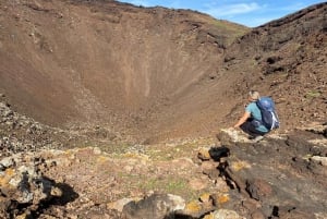 Fuerteventura: volcanic hike to the crater edge