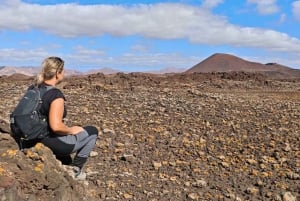 Fuerteventura: volcanic hike to the crater edge