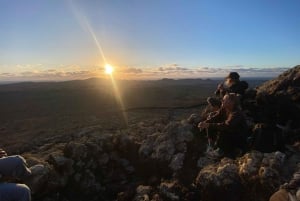 Fuerteventura: Vulkanvandring i tusmørke med solnedgang og måneopgang