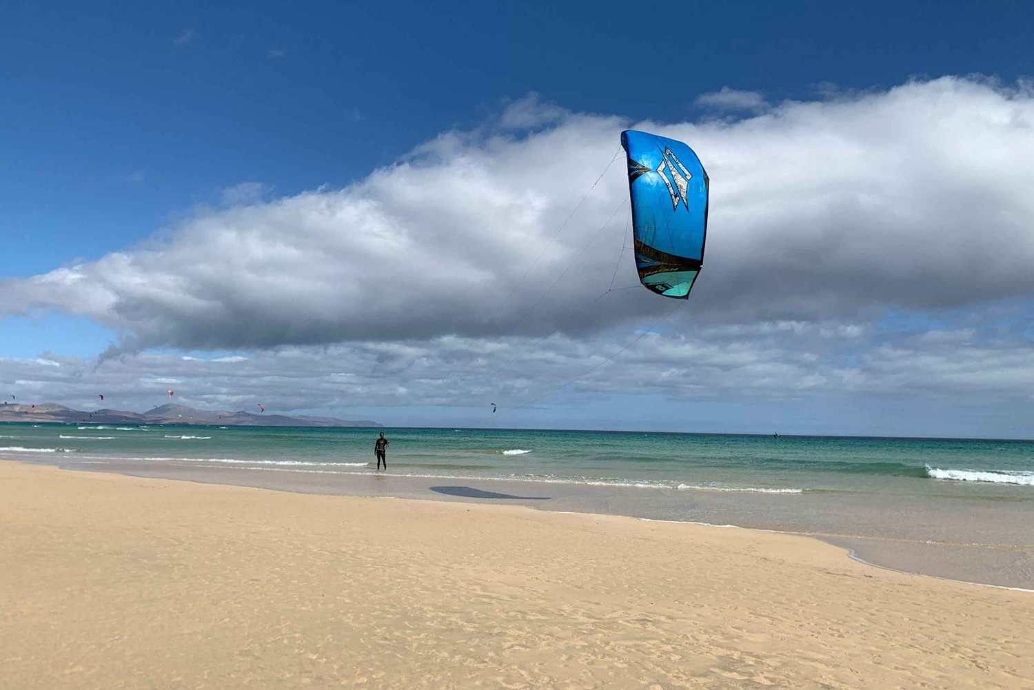 Kitesurfing på Fuerteventura: det beste utstyret i Costa Calma