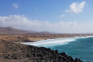 Lanzarote: Fuerteventura Return Ferry Ticket with Bus