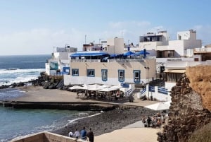 Lanzarote: Return or 1-Way Ferry to Fuerteventura with Wifi