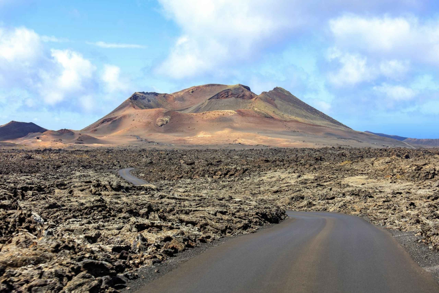ランサローテ火山ツアーへようこそ